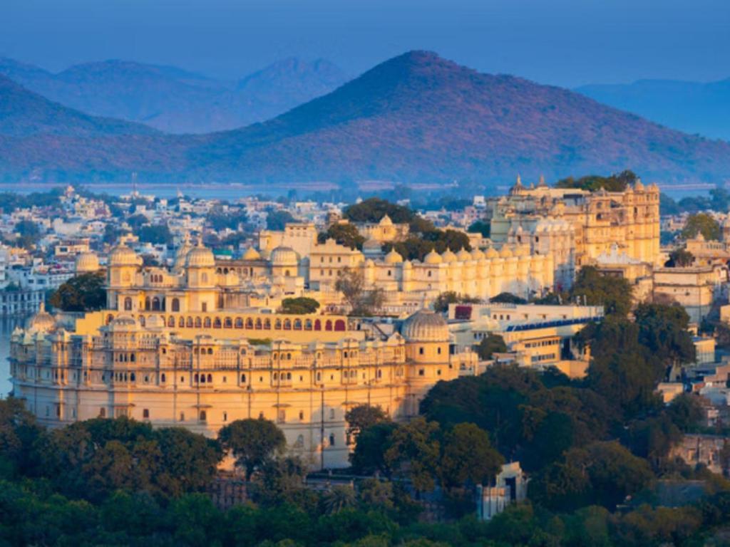 Hotel Aaradhya Удайпур Экстерьер фото